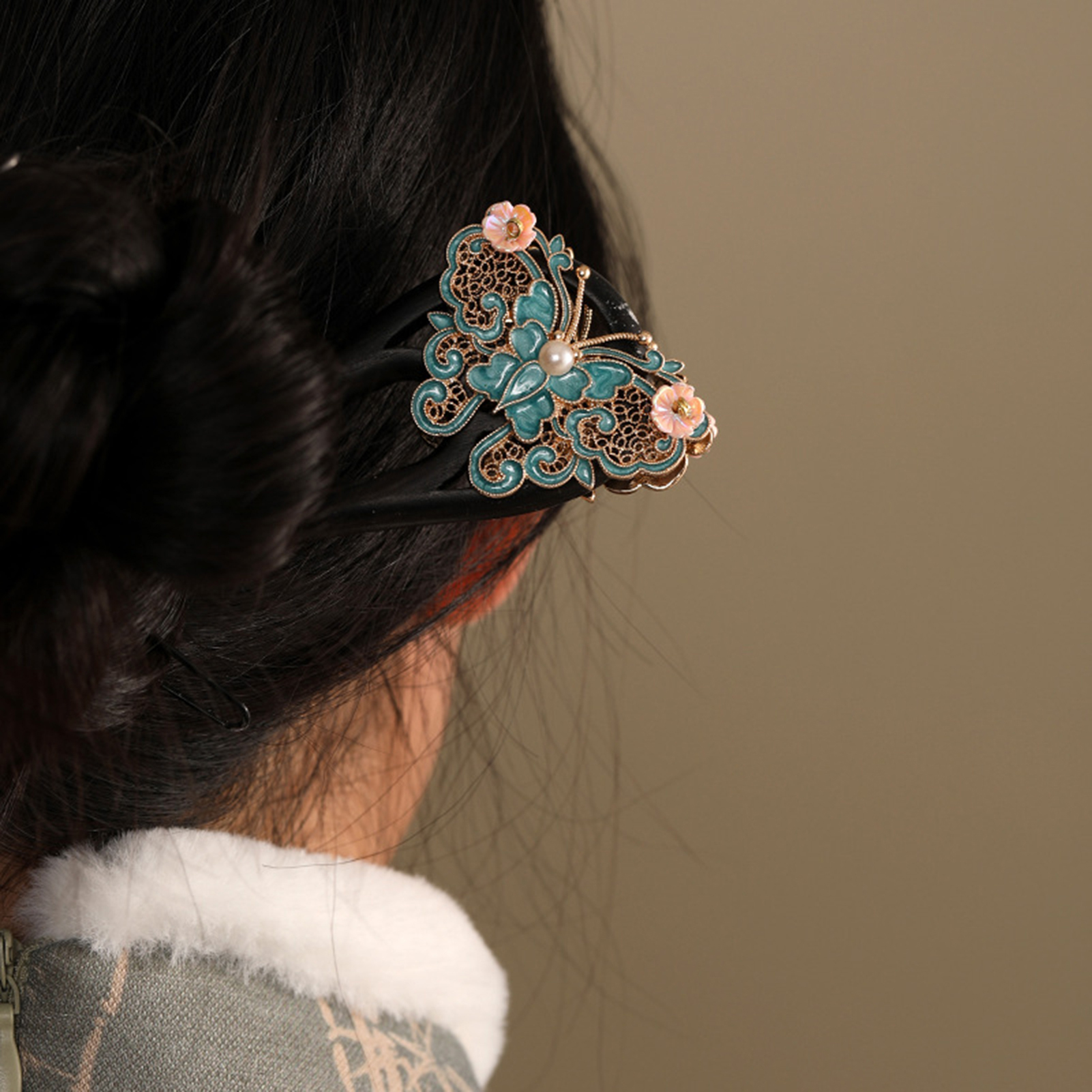 Vintage Fashion In Chinese - U Shape Chinese Style Hairpin For
