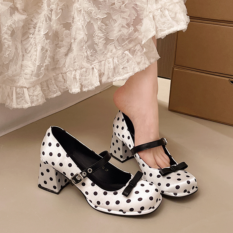 Vintage Thick Heel Polka Dot W - Vintage Fashion Online ulasan dan harga